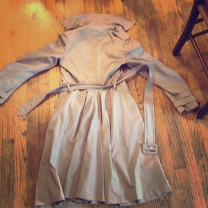 Roberta Furlanetto trench